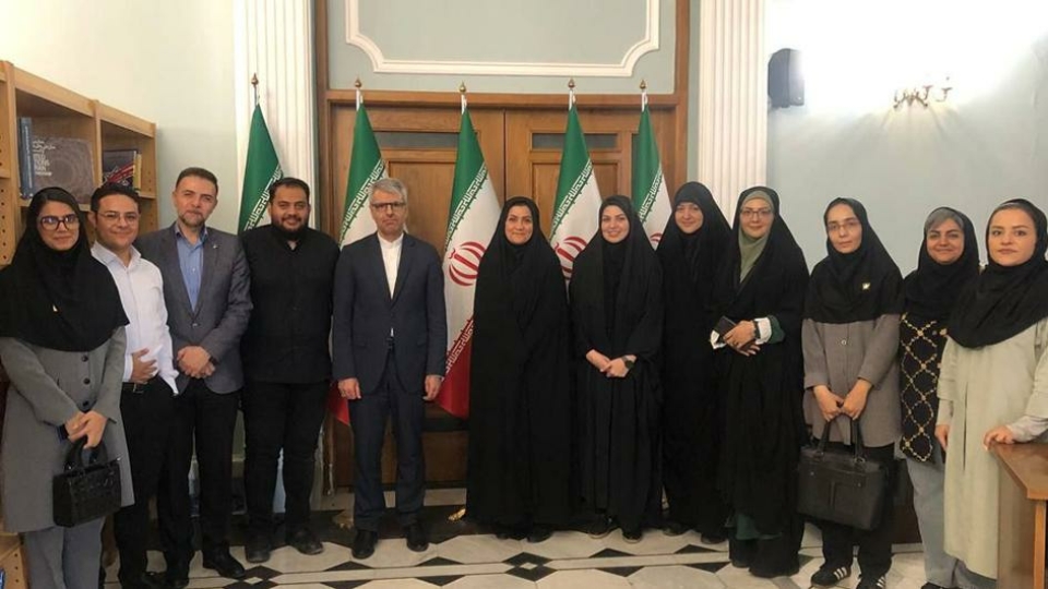 نشست صمیمی با سخنگوی وزارت امور خارجه به مناسبت روز خبرنگار